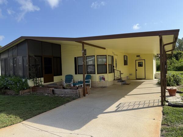 757 Century Lane a Winter Haven, FL Mobile or Manufactured Home for Sale